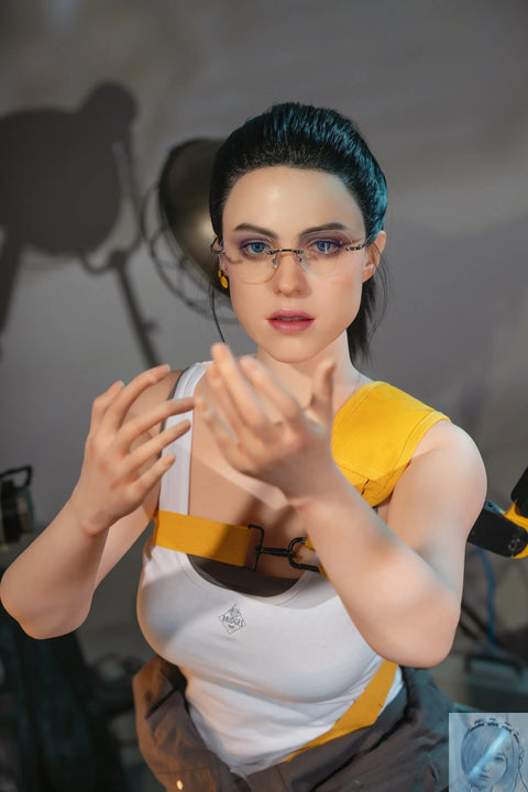 Game Lady Full Silicone 168CM E Cup Mama