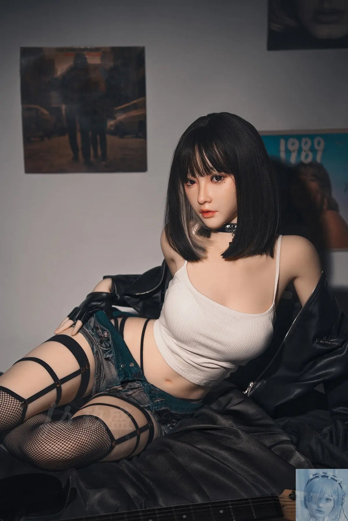 Jiusheng 148cm B Cup Full Silicone Sex Doll Betty Jiusheng