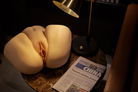 Climax Doll Female TPE R4 Torso Butt Sex Doll Yellow Skin Climax Doll